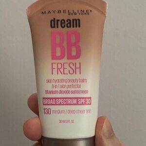 Maybelline NY Dream BB Fresh